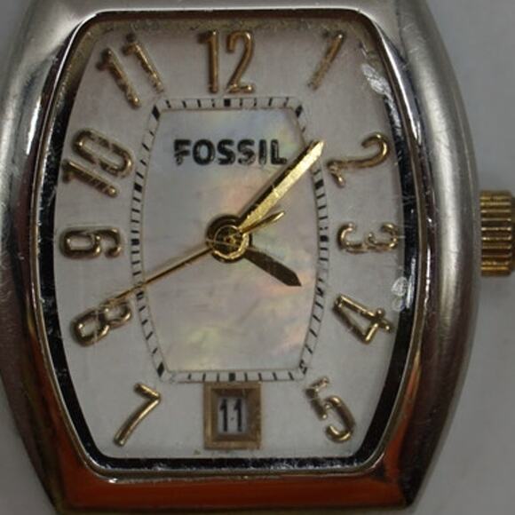 Fossil Women's Two Tone Stainless Steel Analog Dial Quartz Watch - Picture 4 of 6